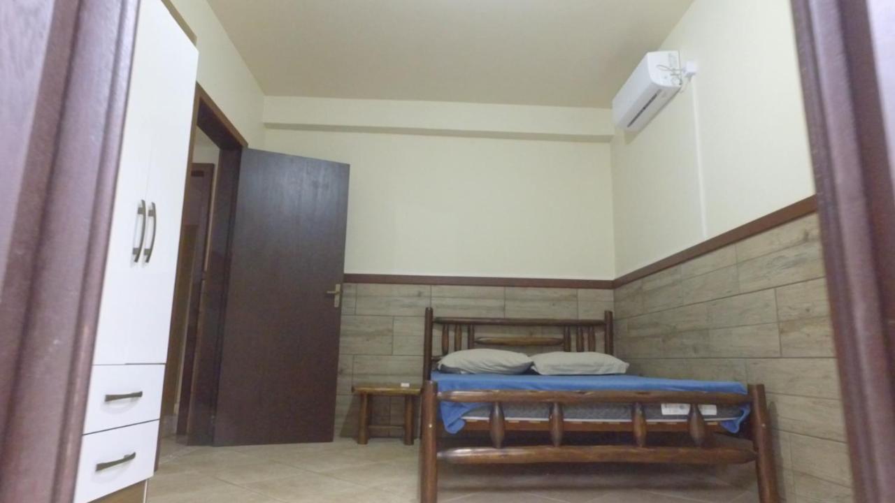 Residencial Do Cadinho Apartment Пинхейра Екстериор снимка